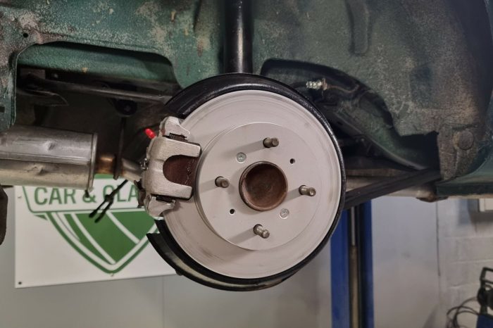 How to bleed chevy colorado brakes