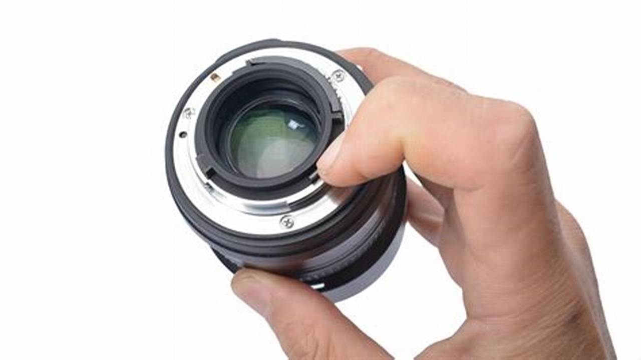 How to Easily Detach Your Rokinon Autop Tele Converter