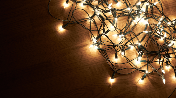 How much does it cost to have christmas lights installed