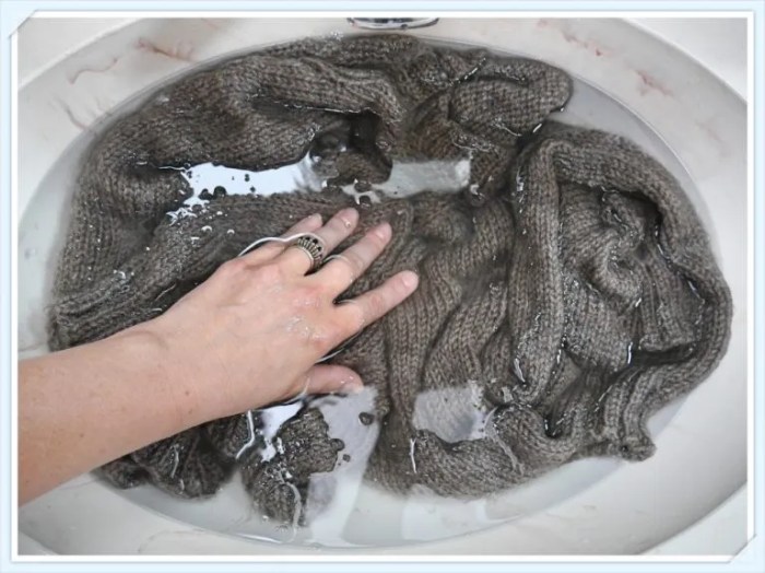 How to block a sweater