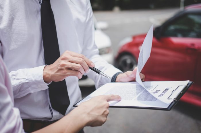 Single car accident insurance claim