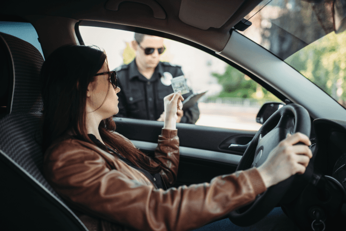 How often do police officers show up to traffic court