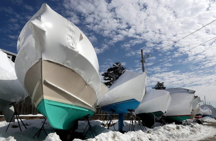 How much does it cost to wrap a boat