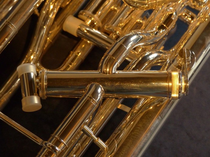 Bronze brass difference what metal How to tell brass from bronze
