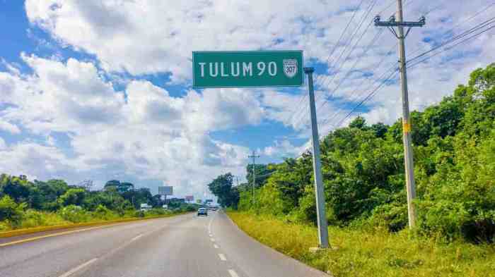 How far from cancun to tulum