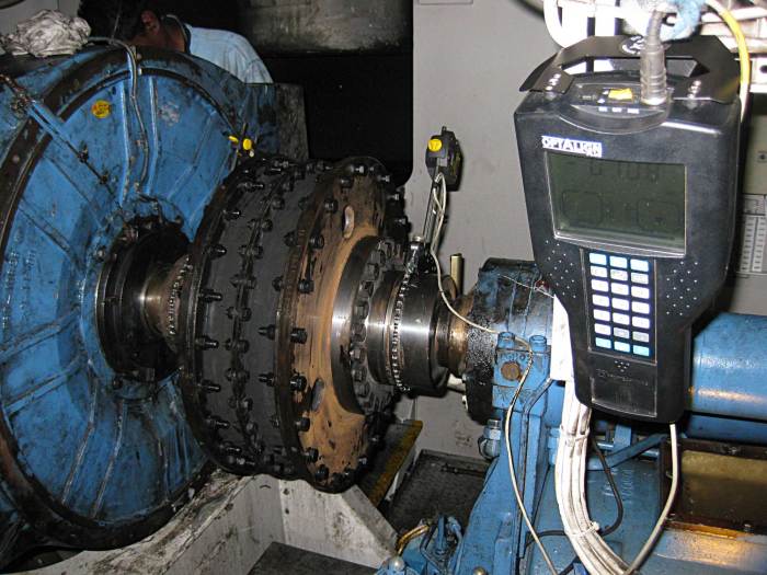 How to align engine to propeller shaft