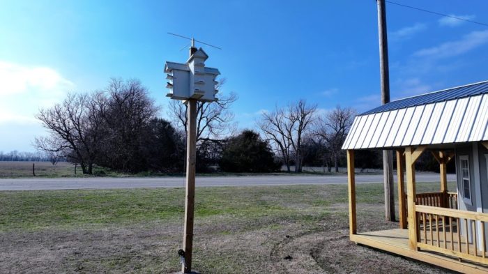 Pole Purple martin house how to mount on wooden pole