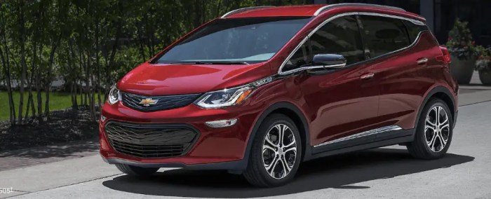How long does it take to charge chevy bolt