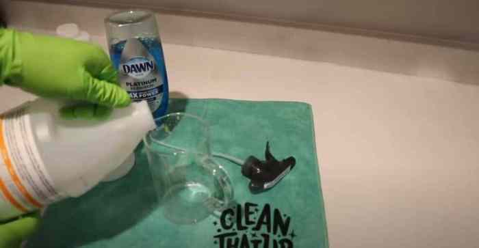 Find out how to Clear Frosted Glass Successfully