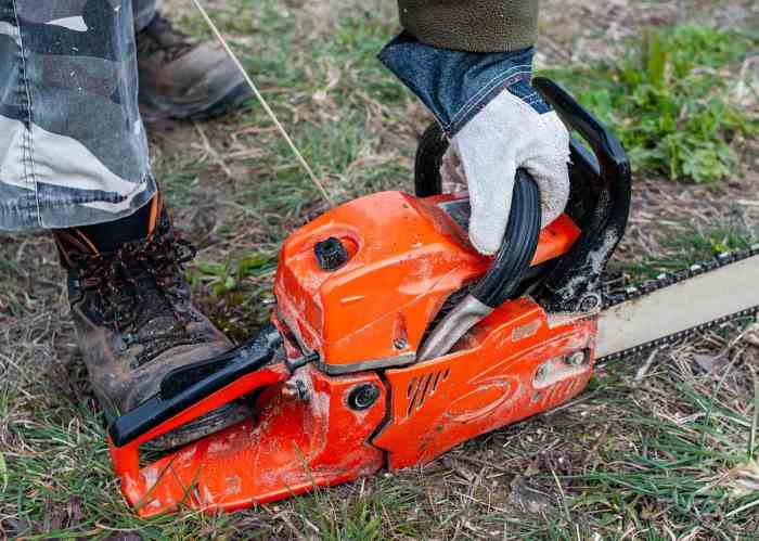 How to run a chainsaw without a chaine break