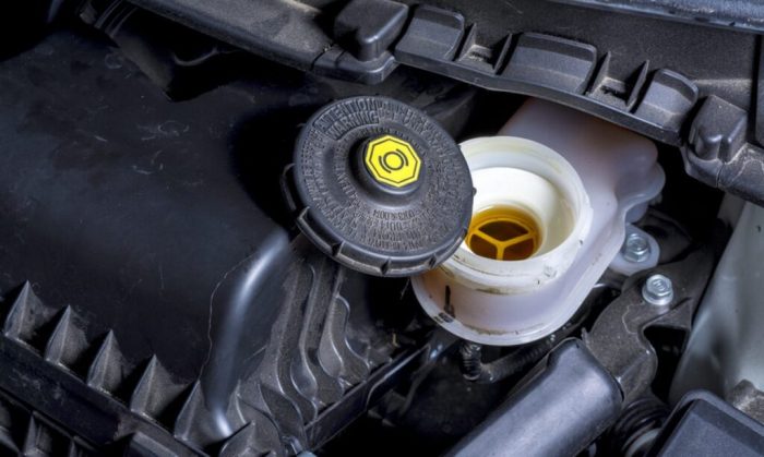 How to get air out of the brake lines