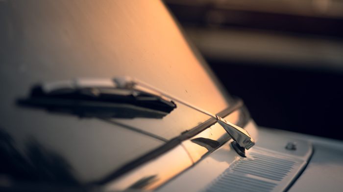 Learn how to Take away Scratches From Auto Glass A Complete Information