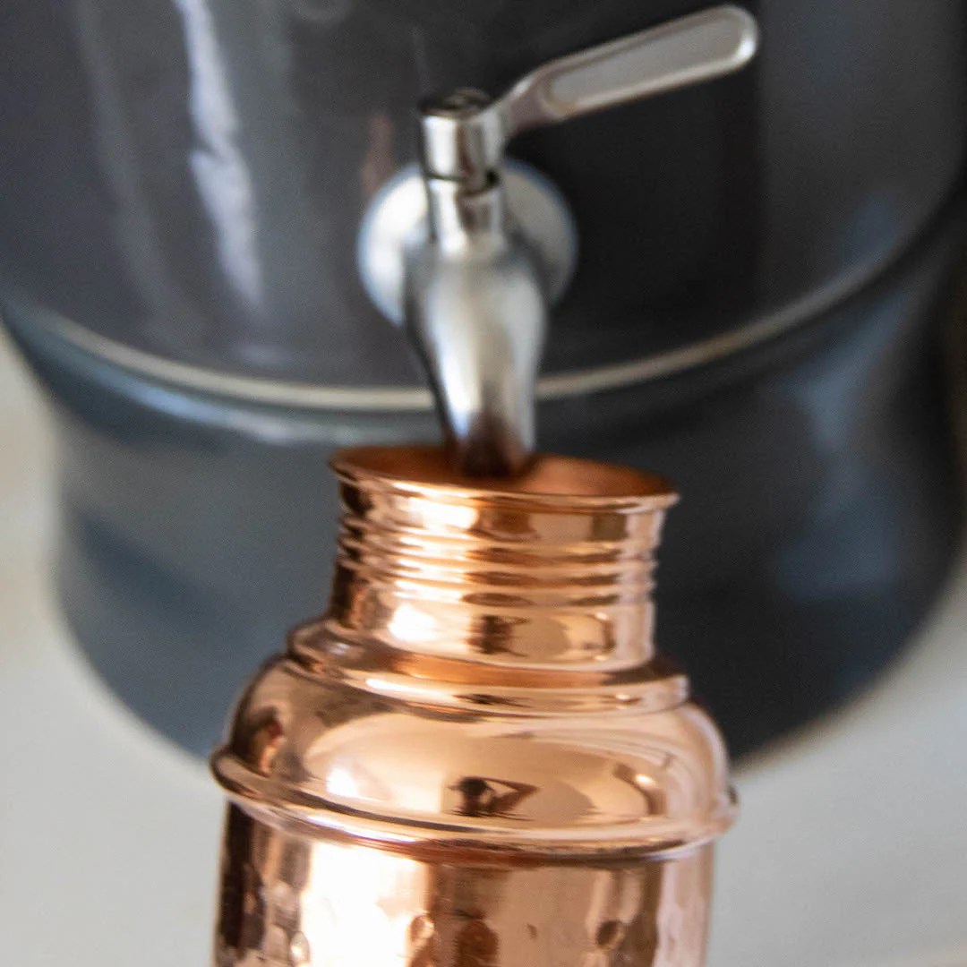 How to clean copper water bottle