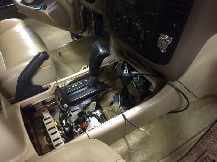 How to install cb radio in older honda crv