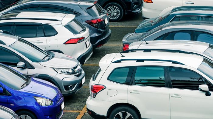 Cons pros Used car insurance vs new car insurance