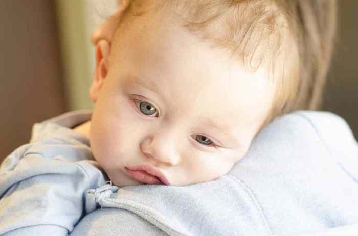 How to calm an overtired infant