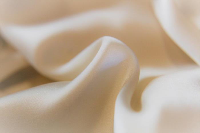 How to iron satin