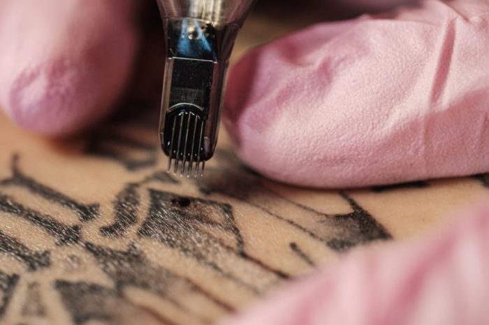 How long to use a&d ointment on tattoo