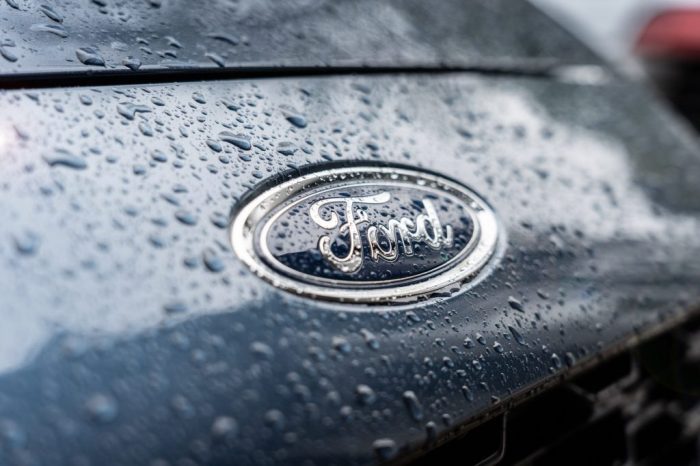 Does car insurance cover water damage from rain