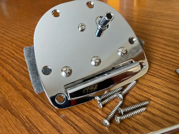 Tremelo jazzmaster arm floating system style How to install a jazzmaster tremelo